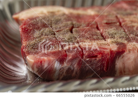 鹽和胡椒牛肉牛排 鹽和胡椒牛肉牛排 66555026