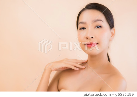 woman using laptop computer with smart mobile phone and credit card for online shopping woman using laptop computer with smart mobile phone and credit card for online shopping 66555199