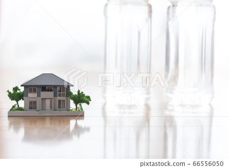 水庫存圖片 66556050