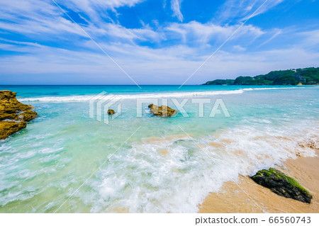 Shirahama Sea in Shimoda City, Shizuoka Prefecture [June] 66560743
