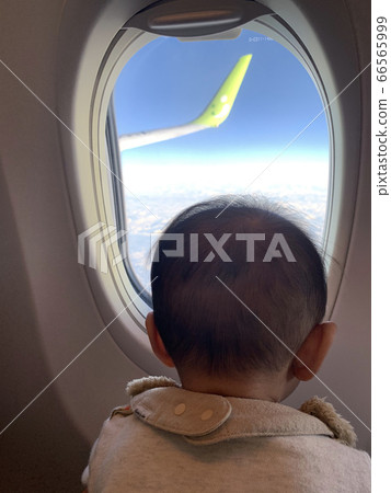 嬰兒和飛機 66565999