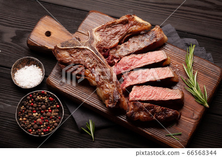 T-bone grilled beef steak T-bone grilled beef steak 66568344