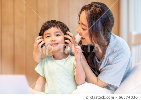 親子生活方式家庭 66574030