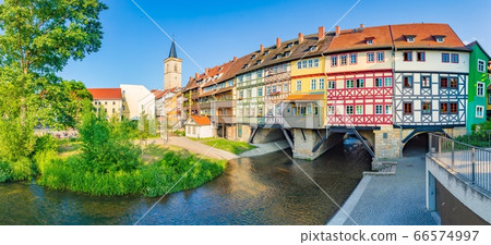 Historic city center of Erfurt with famous Kramerbrucke bridge in summer, Germany 66574997
