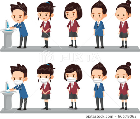 學生戴著防護口罩，站在水槽前排隊洗手 66579062