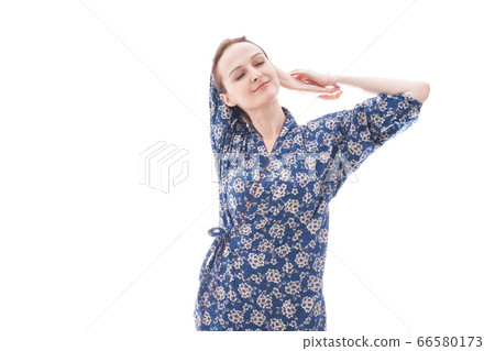 Foreign young woman wearing a kimono Foreign young woman wearing a kimono 66580173