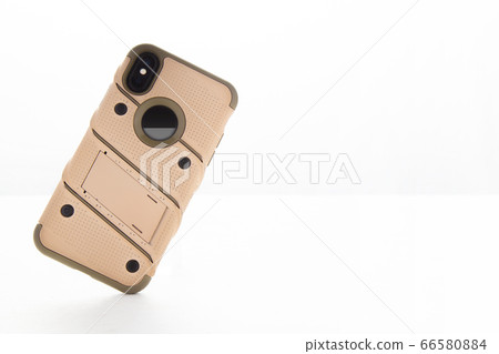 Back with smartphone case 66580884