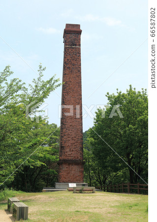 The chimney of the Besshi Copper Mine/Yamane Smelter of Mt. A symbol of Niihama's industrial heritage. The chimney of the Besshi Copper Mine/Yamane Smelter of Mt. A symbol of Niihama's industrial heritage. 66587802