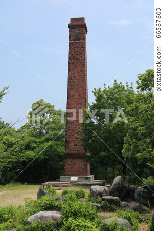 The chimney of the Besshi Copper Mine/Yamane Smelter of Mt. A symbol of Niihama's industrial heritage. The chimney of the Besshi Copper Mine/Yamane Smelter of Mt. A symbol of Niihama's industrial heritage. 66587803