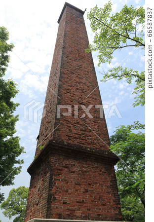 The chimney of the Besshi Copper Mine/Yamane Smelter of Mt. A symbol of Niihama's industrial heritage. The chimney of the Besshi Copper Mine/Yamane Smelter of Mt. A symbol of Niihama's industrial heritage. 66587837