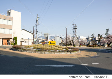 Roundabout in the city center. Iida city Roundabout in the city center. Iida city 66588319