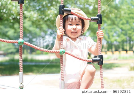 2 year old child 66592851