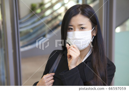 Masked ol 66597059