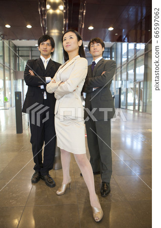 Boss and his subordinates Boss and his subordinates 66597062