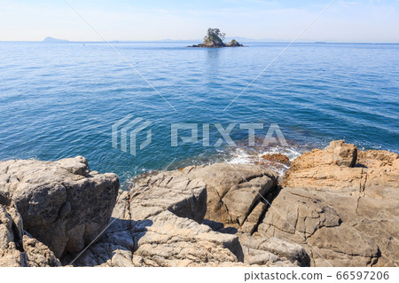 Matsushima seen from Kiyomasa's pillows Shinojima, Aichi Prefecture Matsushima seen from Kiyomasa's pillows Shinojima, Aichi Prefecture 66597206