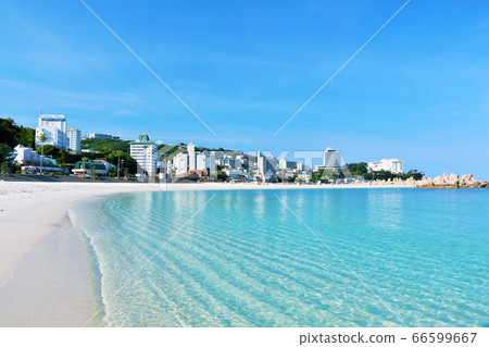 Wakayama Prefecture Nanki Shirahama with blue sky and blue sea Wakayama Prefecture Nanki Shirahama with blue sky and blue sea 66599667