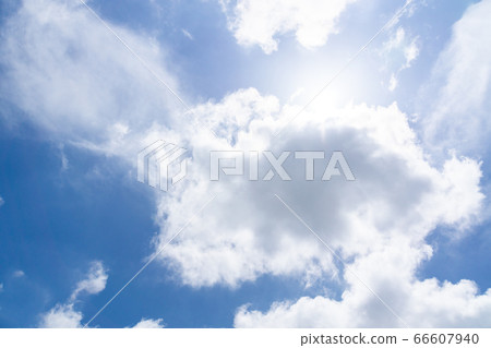 Blue sky sky background background material 66607940