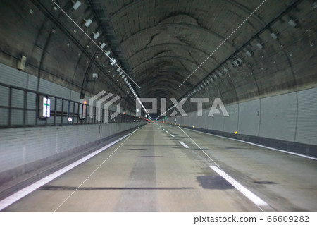 Highway tunnel 66609282