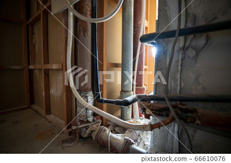 Skeleton dismantling work before renovation Skeleton dismantling work before renovation 66610076
