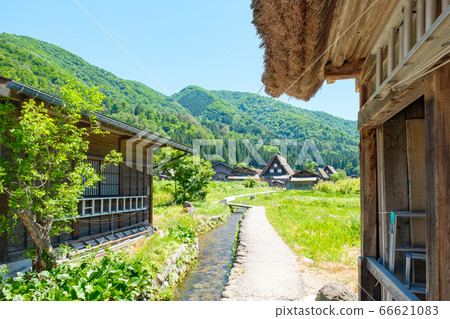 Early summer Shirakawa-go (daytime) Early summer Shirakawa-go (daytime) 66621083