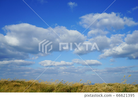 天空和雲彩 天空和雲彩 66621395