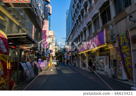Kyobashi downtown in the evening Kyobashi downtown in the evening 66623421