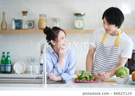 Men who like cooking 66625124