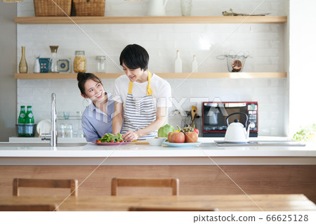 Men who like cooking 66625128