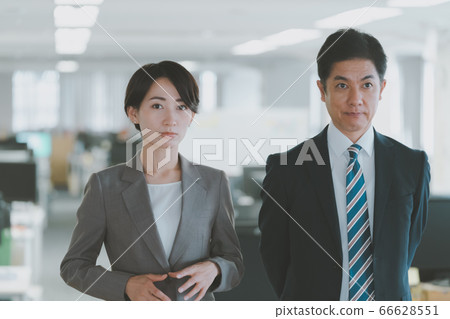 Disagreement with a colleague 66628551