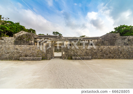 The Royal Mausoleum in Naha, Okinawa The Royal Mausoleum in Naha, Okinawa 66628805