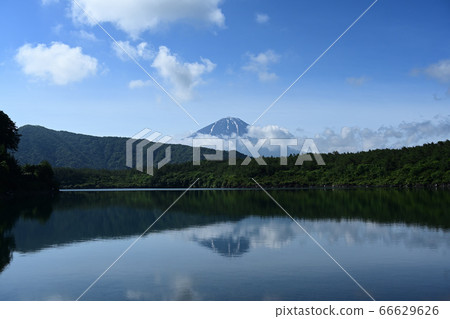 夏日的天空和富士齋子 夏日的天空和富士齋子 66629626