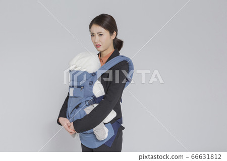Businesswoman concept, Asian female portrait in a studio 191 66631812