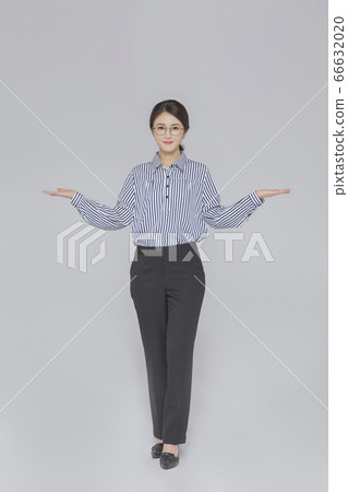 Businesswoman concept, Asian female portrait in a studio 012 Businesswoman concept, Asian female portrait in a studio 012 66632020