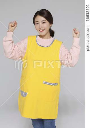 Businesswoman concept, Asian female portrait in a studio 003 66632301