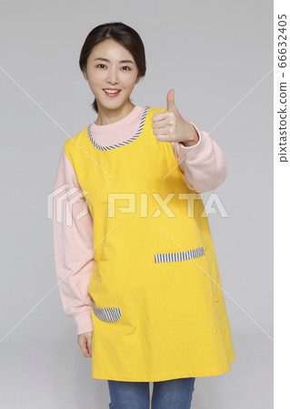 Businesswoman concept, Asian female portrait in a studio 005 66632405