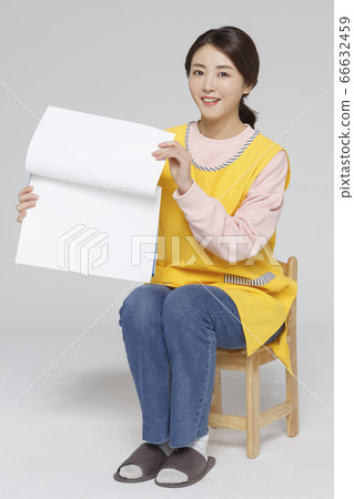 Businesswoman concept, Asian female portrait in a studio 042 Businesswoman concept, Asian female portrait in a studio 042 66632459