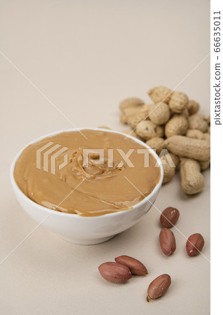 Different sauces collection. ketchup, mayonnaise, mustard with food 034 66635011