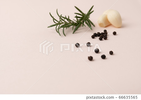 Herbal cosmetic concept, inner or skin beauty care 019 Herbal cosmetic concept, inner or skin beauty care 019 66635565