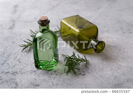 Herbal cosmetic concept, inner or skin beauty care 040 Herbal cosmetic concept, inner or skin beauty care 040 66635587