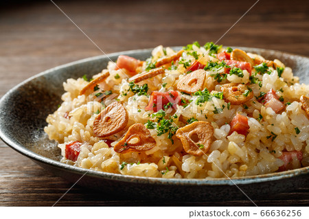 大蒜炒飯 66636256