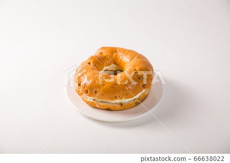 Bagel 66638022