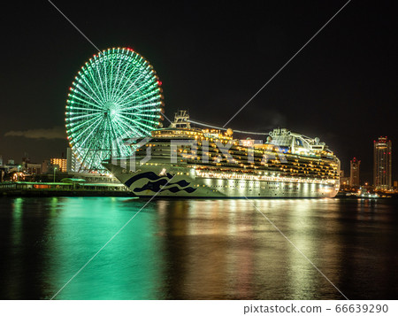 Tempozan Passenger Terminal Diamond Princess 66639290