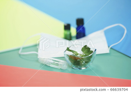 Mask and aroma oil, mint 66639704