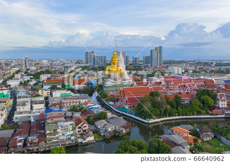 Aerial view of the Giant Golden Buddha in Wat 66640962