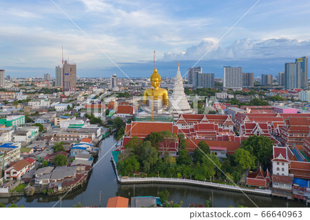Aerial view of the Giant Golden Buddha in Wat Aerial view of the Giant Golden Buddha in Wat 66640963