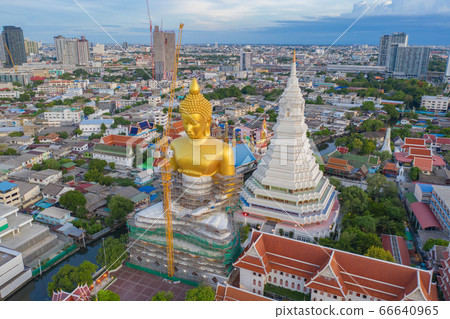 Aerial view of the Giant Golden Buddha in Wat 66640965