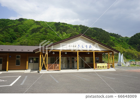 在三陸海岸立即生產二dai濱 在三陸海岸立即生產二dai濱 66648009