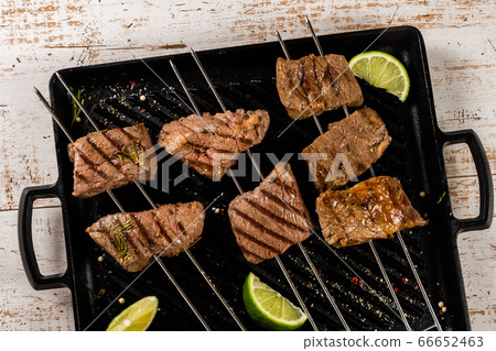 Skewers barbecue to enjoy outdoors 66652463