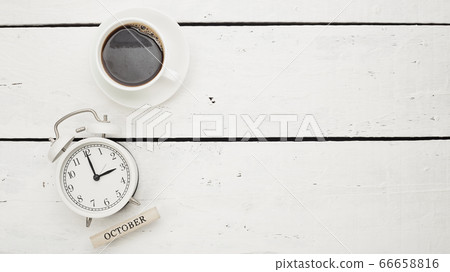 Daylight Saving Time, White retro alarm clock Daylight Saving Time, White retro alarm clock 66658816