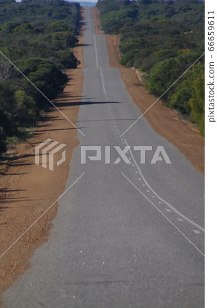 澳大利亞珀斯附近的廣闊直路 66659611